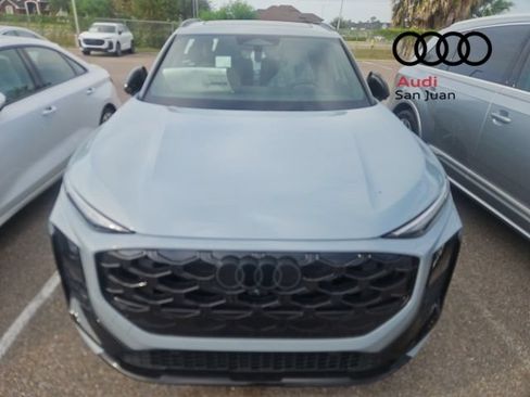 New 2026 Audi Q3 quattro 2.0T AWD/4WD image 2