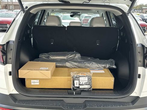 New 2026 Hyundai Tucson Limited image 24