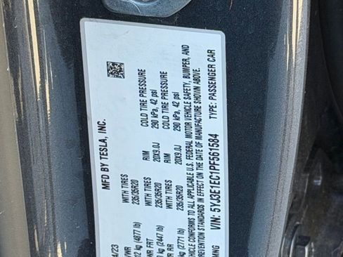 Used 2023 Tesla Model 3 Performance image 33