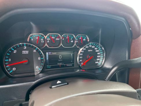 Used 2015 Chevrolet Silverado 1500 High Country w/ High Country Premium Package image 9