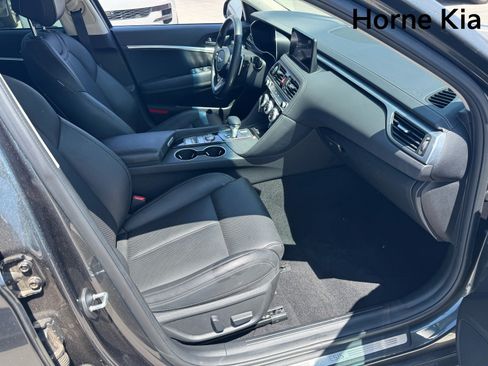 Used 2022 Genesis G70 2.0T AWD/4WD image 26