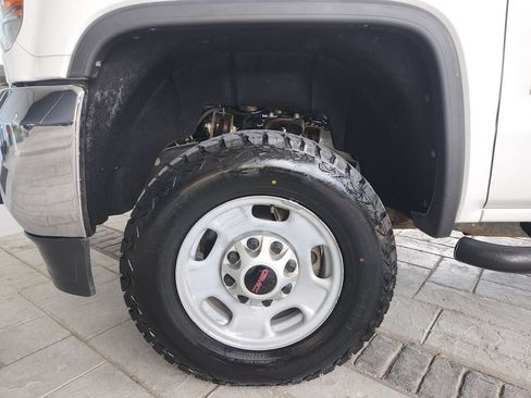 Used 2017 GMC Sierra 2500 4x4 Crew Cab image 30