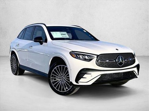 New 2026 Mercedes-Benz GLC 300 image 2