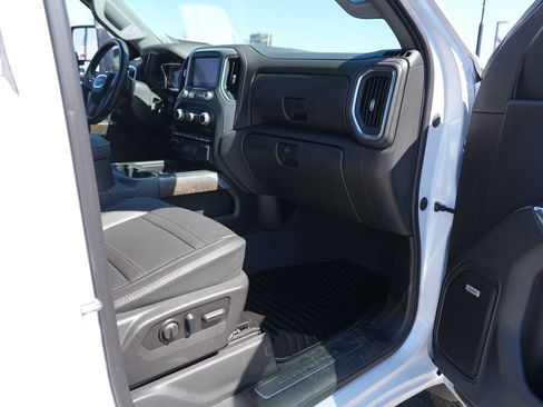 Used 2023 GMC Sierra 3500 Denali w/ Denali Ultimate Package AWD/4WD image 27