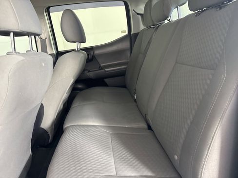 Used 2020 Toyota Tacoma SR image 23