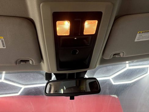 Used 2015 RAM 1500 Express AWD/4WD image 20