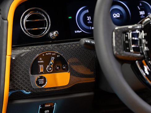 New 2027 Rolls-Royce Cullinan Black Badge AWD/4WD image 38