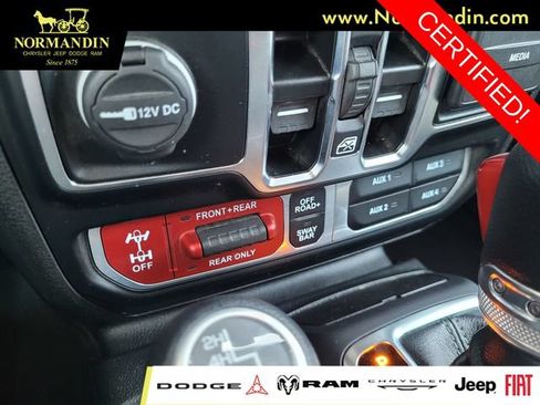 Certified 2024 Jeep Wrangler Unlimited Rubicon AWD/4WD image 13