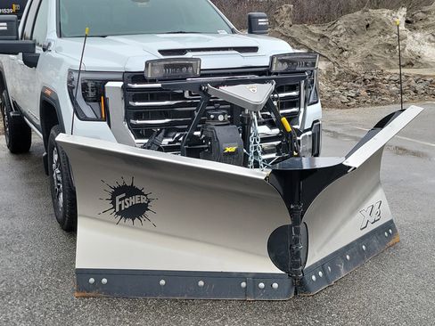 New 2026 GMC Sierra 2500 SLE image 29