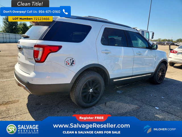 Used 2016 Ford Explorer XLT w/ Equipment Group 201A FWD image 4