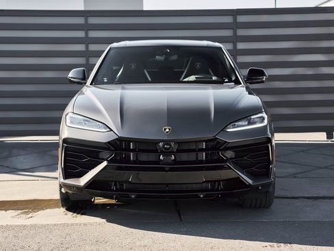 Used 2025 Lamborghini Urus SE image 13