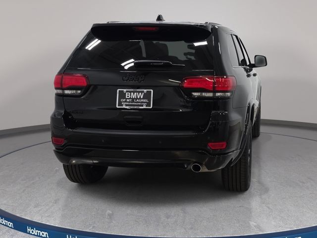Used 2021 Jeep Grand Cherokee Laredo X AWD/4WD image 7