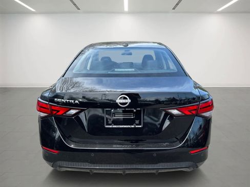 Used 2025 Nissan Sentra SV w/ All-Weather Package FWD image 5
