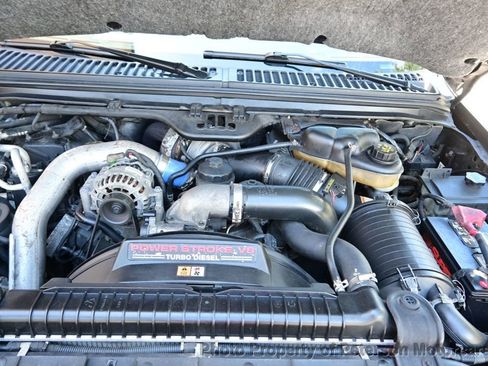 Used 2004 Ford Excursion Limited image 54