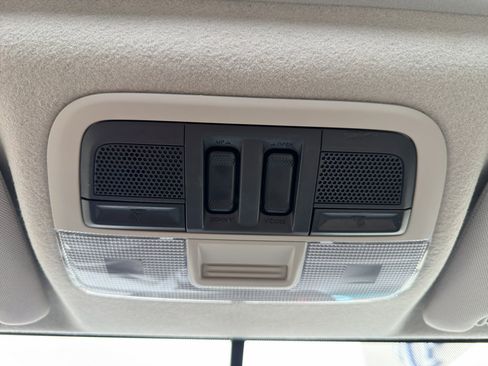 Used 2017 Subaru Crosstrek 2.0i Premium w/ Moonroof Package image 23