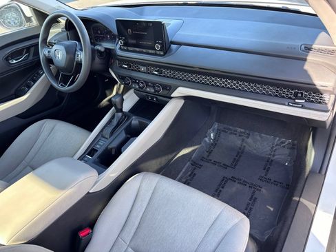 Certified 2023 Honda Accord EX image 13