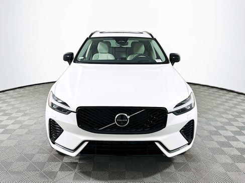 New 2026 Volvo XC60 B5 Ultra w/ Climate Package PRO image 2