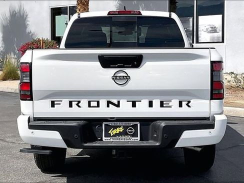 New 2026 Nissan Frontier SV image 3