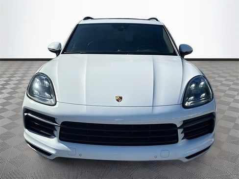 Used 2019 Porsche Cayenne S w/ Premium Plus Package image 2