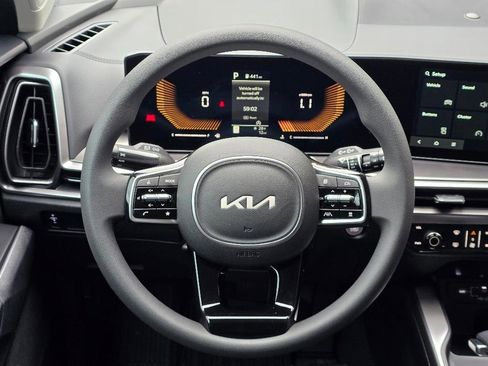 New 2025 Kia Sorento LX FWD image 7