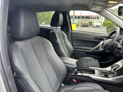 Used 2025 Mitsubishi Eclipse Cross AWD image 28
