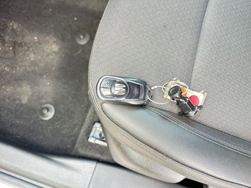 Used 2025 Buick Encore GX Preferred image 22