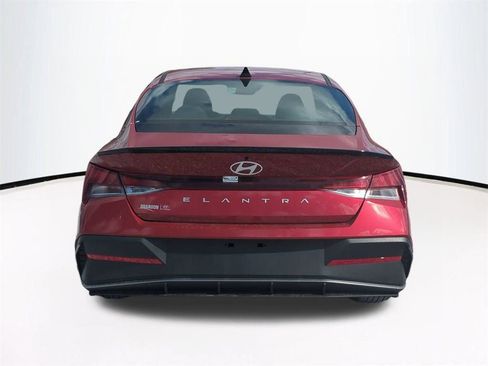 New 2026 Hyundai Elantra Sport image 6