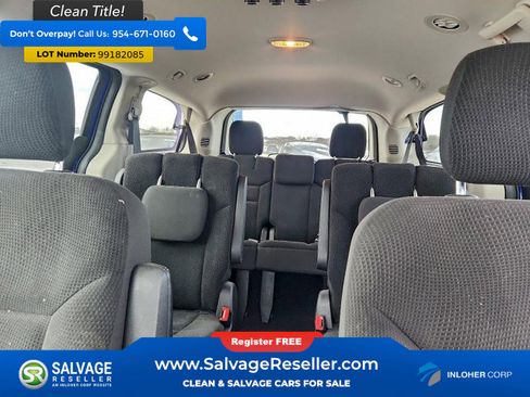 Used 2019 Dodge Grand Caravan SE w/ UConnect Hands-Free Group image 13