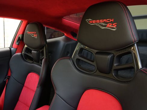 Used 2018 Porsche 911 GT2 RS RWD image 37