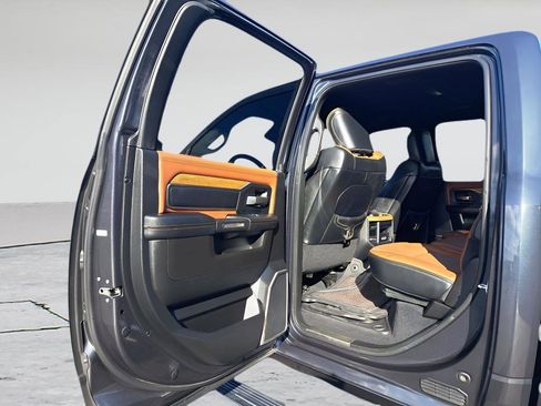 Used 2019 RAM 3500 Limited AWD/4WD image 11