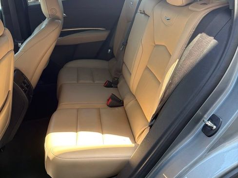 Used 2024 Cadillac XT4 Premium Luxury FWD image 5