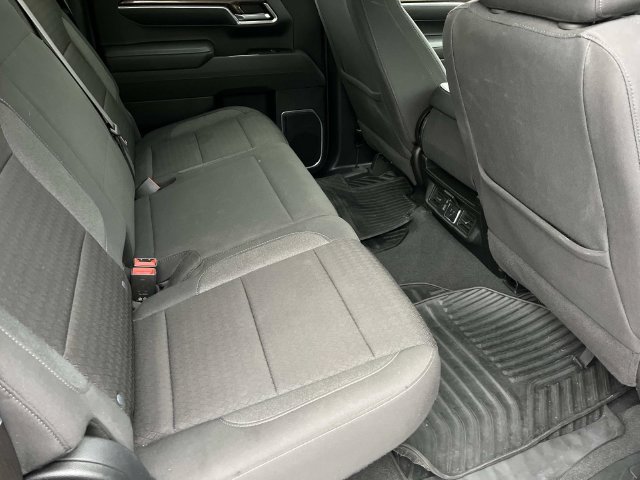 Used 2025 Chevrolet Silverado 1500 LT AWD/4WD image 20