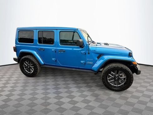 Used 2023 Jeep Wrangler Unlimited Sahara w/ LED Lighting Group AWD/4WD image 5