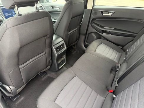Certified 2024 Ford Edge SE w/ Black Appearance Package AWD/4WD image 19