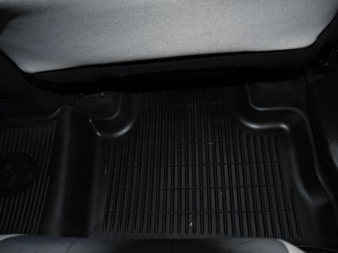 Used 2019 Toyota RAV4 XLE image 23