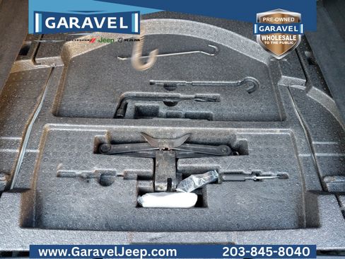 Used 2017 Subaru Outback 3.6R Touring image 22