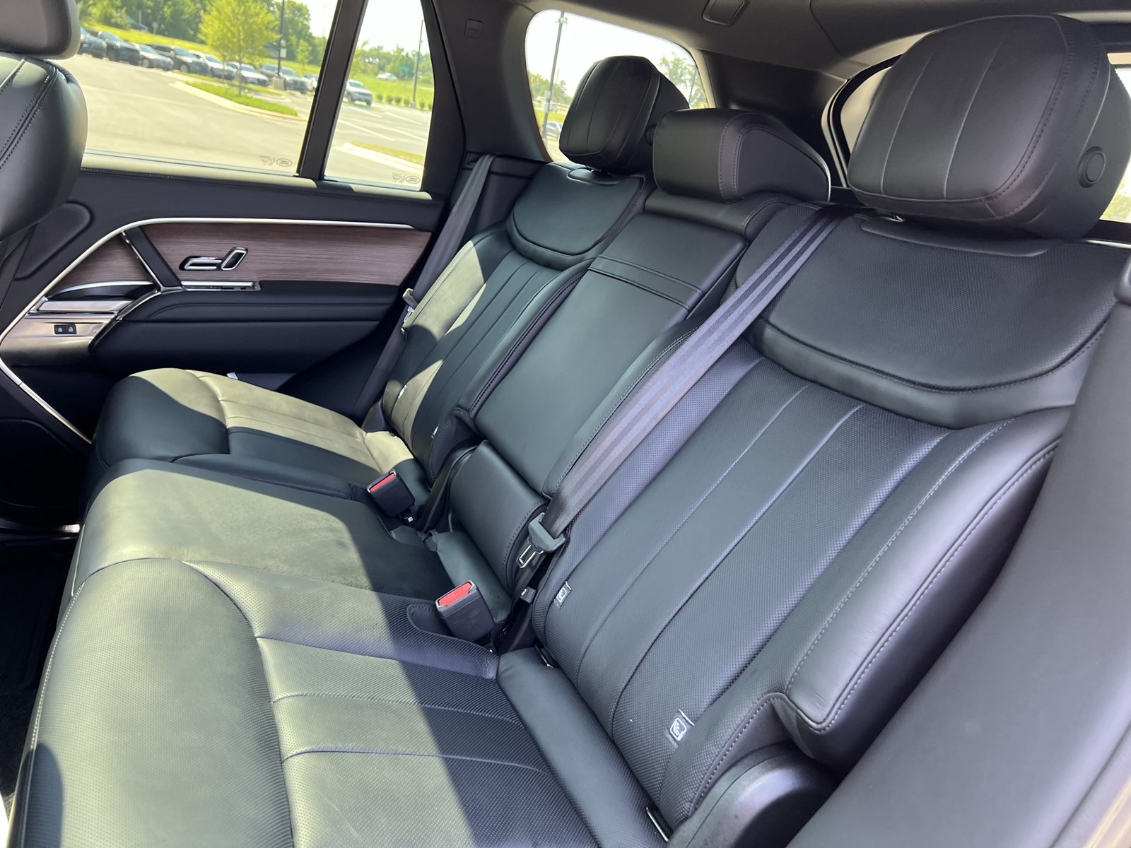 New 2026 Land Rover Range Rover SE AWD/4WD image 5