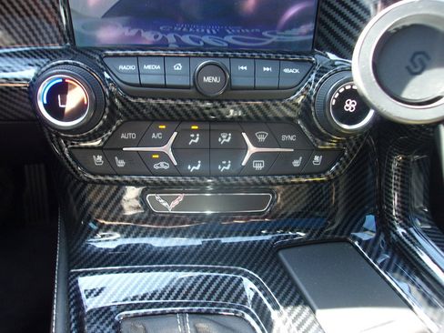 Used 2014 Chevrolet Corvette Stingray Coupe w/ 3LT Preferred Equipment Group RWD image 18