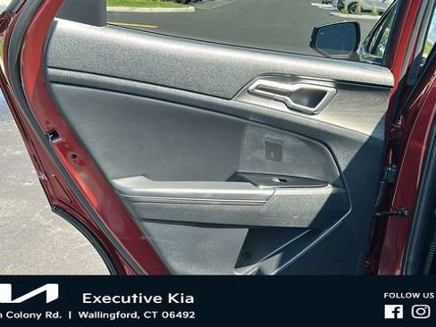 Certified 2025 Kia Sportage X-Line AWD/4WD image 20