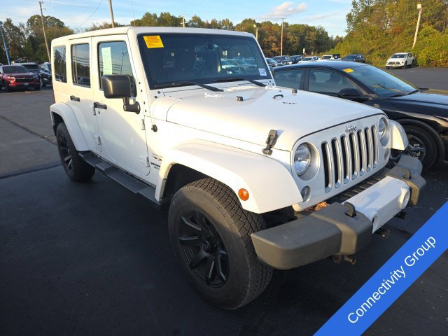 Used 2016 Jeep Wrangler Unlimited Sahara w/ Connectivity Group AWD/4WD image 3