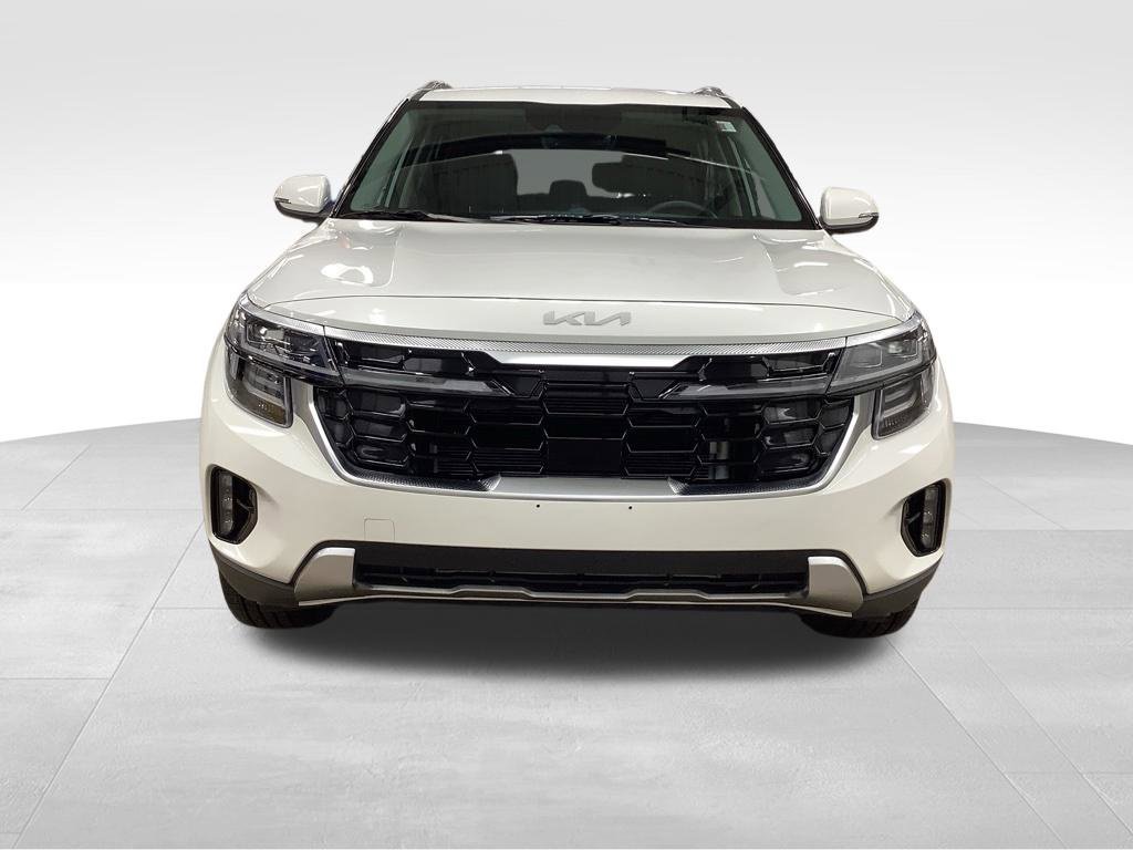 Certified 2026 Kia Seltos SX w/ SX Sunroof Package AWD/4WD image 6
