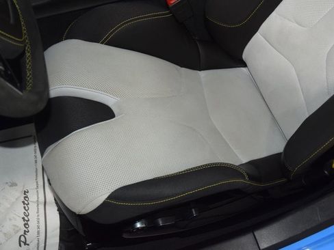 Used 2021 Chevrolet Corvette Stingray Premium Conv w/ 3LT RWD image 35