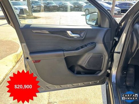 Used 2024 Ford Escape ST-Line w/ Cold Weather Package image 12