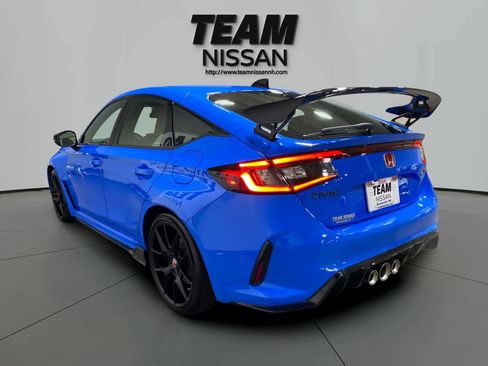 Used 2023 Honda Civic Type R image 4