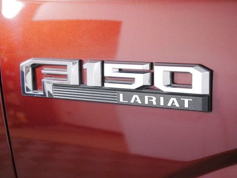 Used 2016 Ford F150 Lariat w/ Equipment Group 501A Mid AWD/4WD image 9