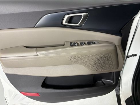 New 2026 Kia Carnival FWD image 15