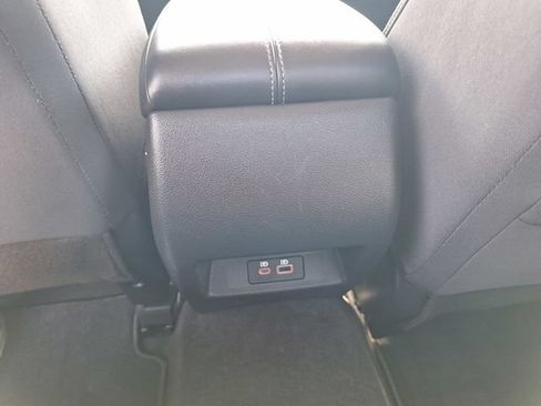 Used 2025 Nissan Altima 2.5 SV FWD image 14