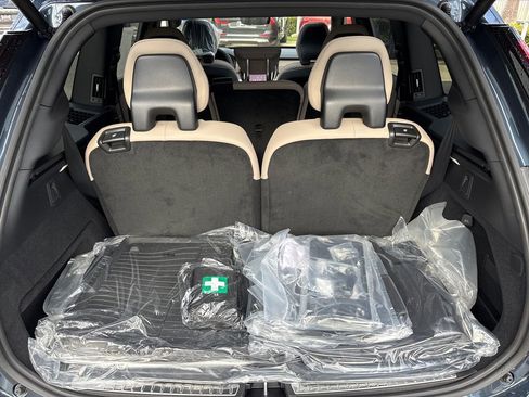 New 2026 Volvo XC90 B6 Plus w/ Protection Package Premier AWD/4WD image 20