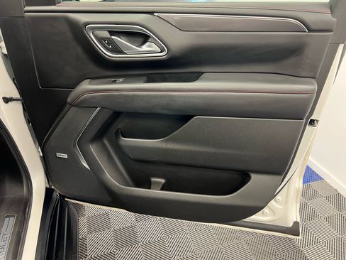 Used 2022 Chevrolet Tahoe RST w/ Luxury Package image 15