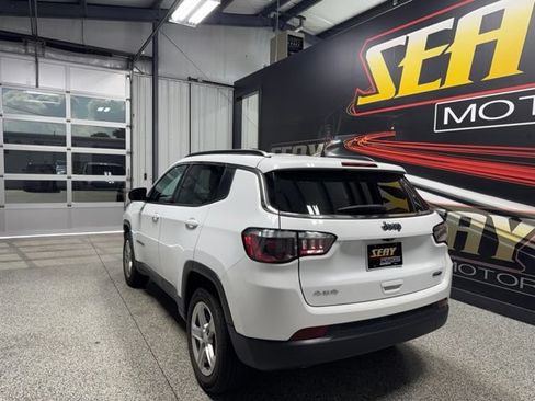 Used 2024 Jeep Compass Latitude w/ Altitude Special Edition AWD/4WD image 14